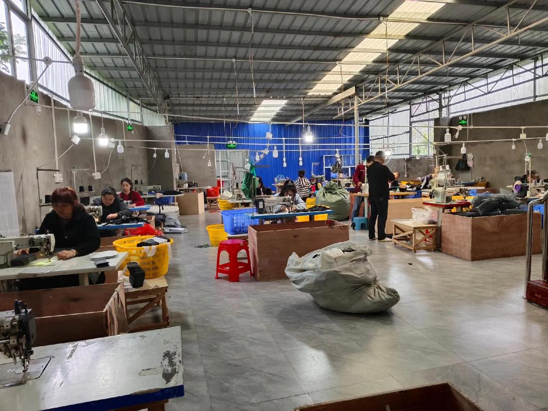 浙江平湖箱包,平湖青山箱包工厂查看更多信息