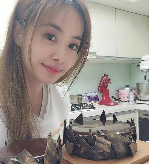 蔡依林，不会做蛋糕的烘焙师不是好歌手