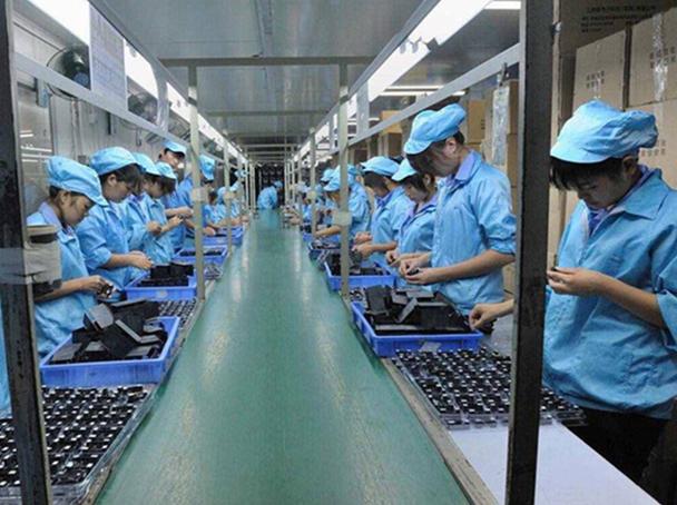 电子厂流水线,昆山顺顺电子工厂is流水线生产配件