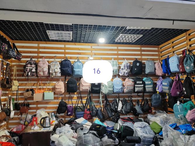 白沟厂家箱包批发,国内知名包包批发市场不在河北白沟广州