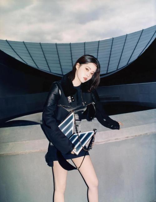 欧阳娜娜带你们揭秘隐藏在鞋子中的显高秘法