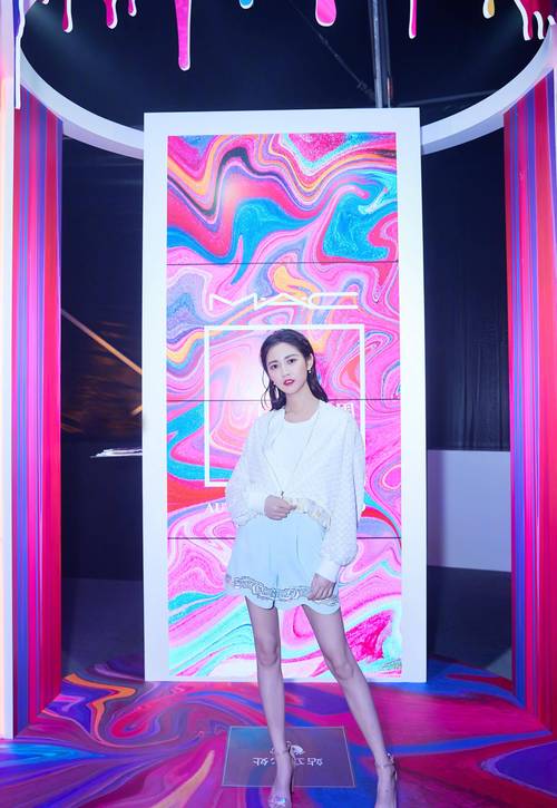 看到“重火宫宫主”陈钰琪的少女肌我酸了,她究竟修炼了什么绝世秘籍?