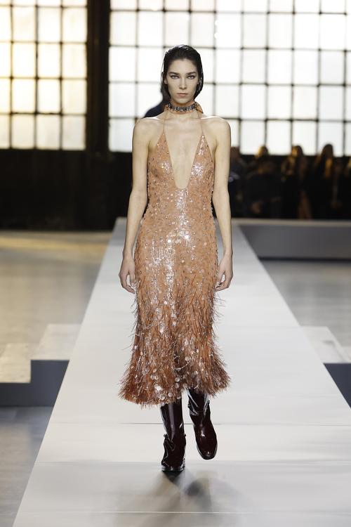 古驰全新“终曲”Epilogue 时装系列秀场妆容