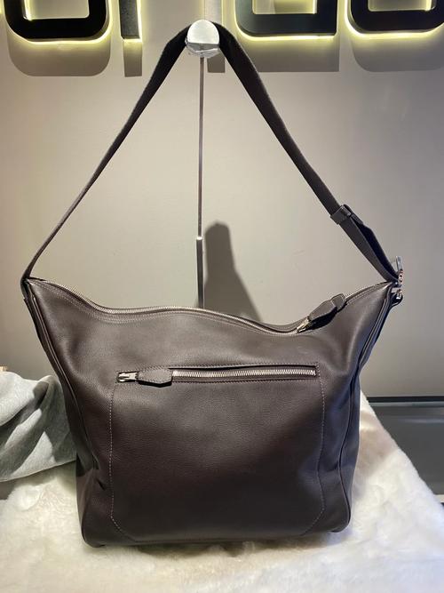 男士手提包哪个品牌好,爱马仕手袋之王包包做工精致颜值高档