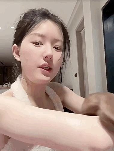 反杀回来的她，到底有什么魅力？