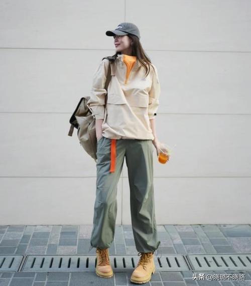 冲锋衣怎么就成了时尚圈的“新晋顶流”