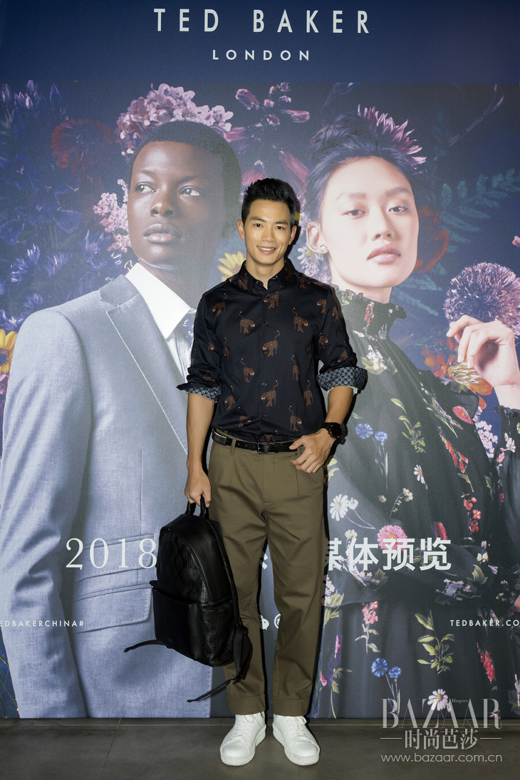 朱晓辉身着Ted Baker2018秋冬新品系列