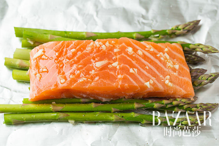 adaymag-the-recipes-you-need-to-cook-for-him-on-a-date-night-07