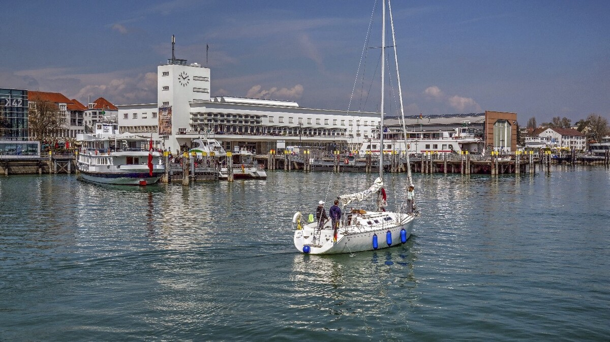 新秀丽是什么档次品牌