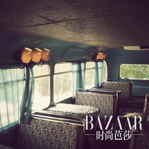 adaymag-get-on-the-bus-let-s-shop-05