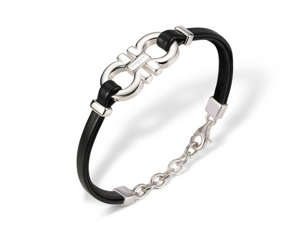 菲拉格慕推出情人节特别系列