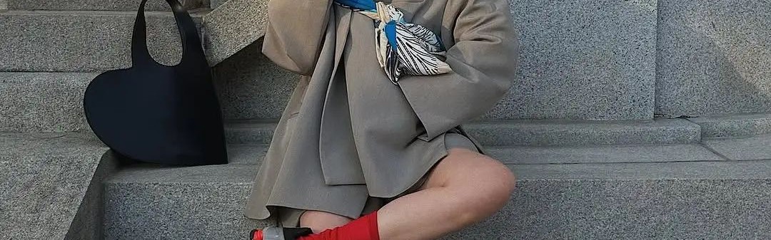提问:女爱豆怎么突然开始频频撞衫了?