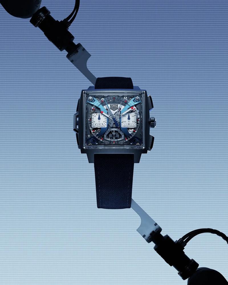 TAG HEUER泰格豪雅奢华智能腕表再添三款时尚新作