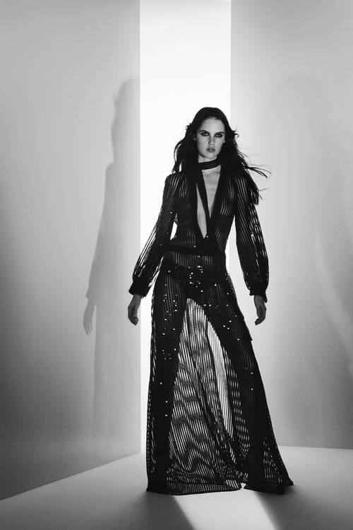 TOM FORD专注可持续发展，首次推出海洋塑料腕表，并与52HZ合作设立塑料创新奖
