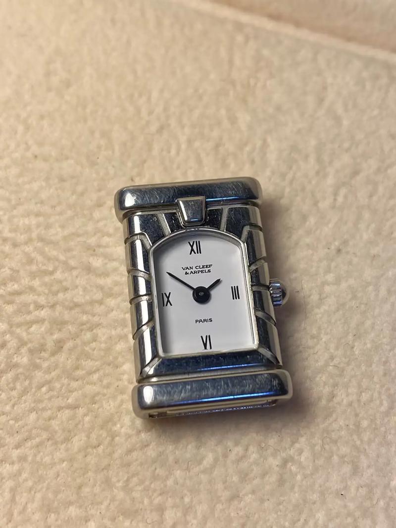 卓越的情人之桥：Van Cleef & Arpels 梵克雅宝奏响爱之颂歌