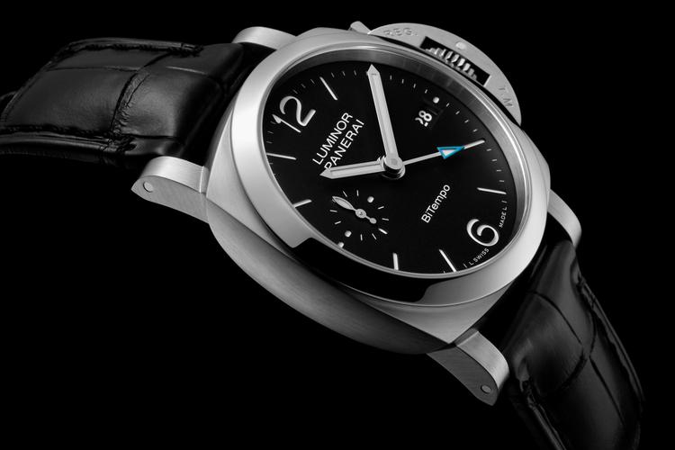 沛纳海LUMINOR LUNA ROSSA GMT 庐米诺系列两地时腕表
