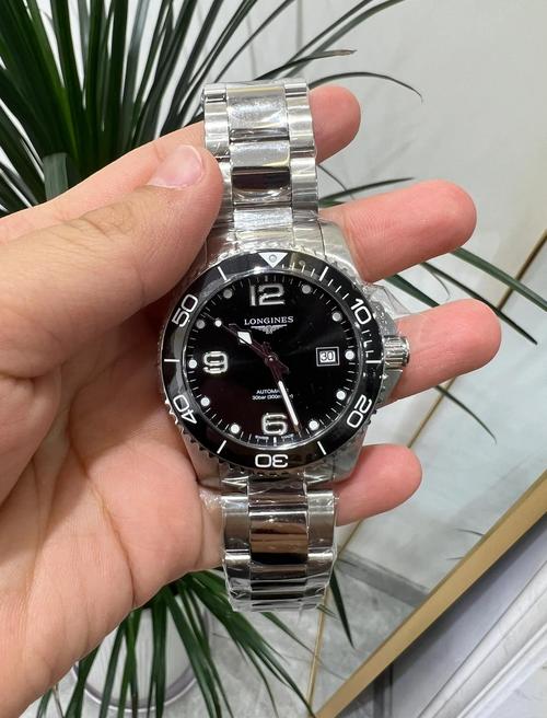 万元潜水表中最火的浪琴新康卡斯目前行情如何？折扣怎样？
