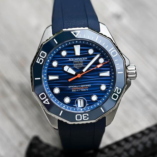 TAG Heuer泰格豪雅超越边界，推出竞潜系列Professional 300腕表
