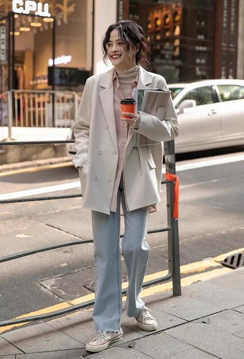 早春西装这么穿,真的很有生活了