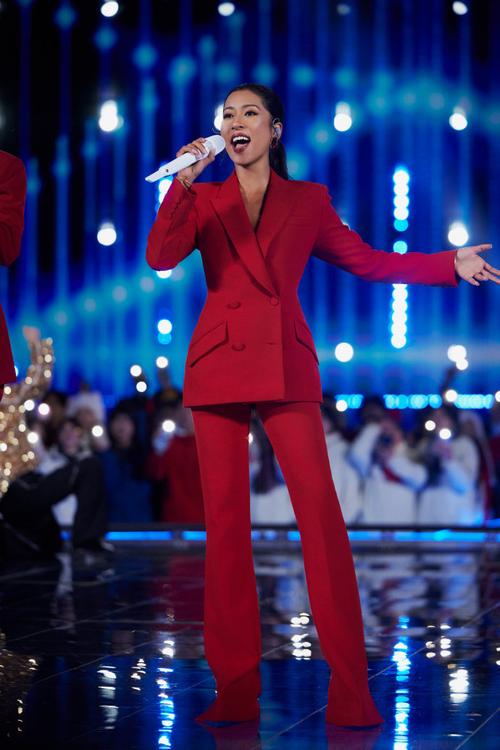 今天的你,和吉克隽逸一样在发光吗?