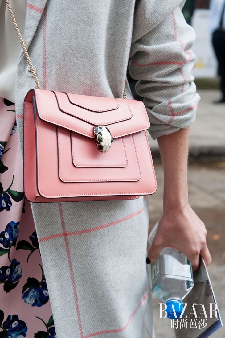 100e589a7c32784cc34351a39a5e8bb9