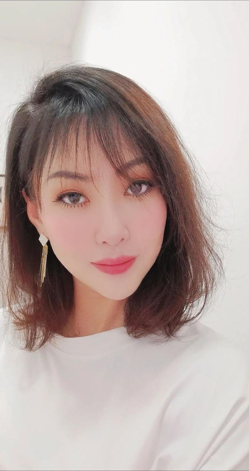 抛开美颜滤镜，她照样吊打？