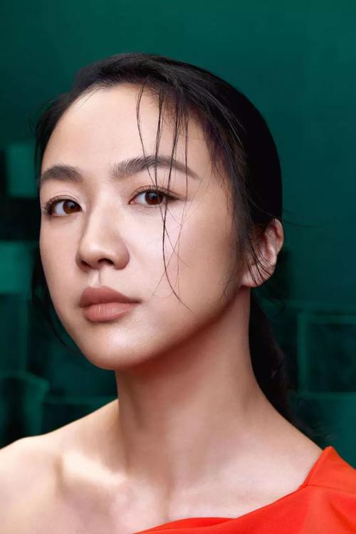 我和汤唯一样不乱花钱，但愿意为艺术买单！