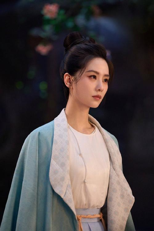 刘诗诗:和而不流,中而不倚