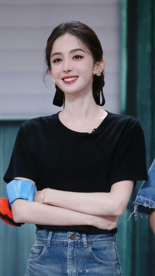 为什么娜扎的脸自带柔焦滤镜?我想表白的心真的忍不住了!