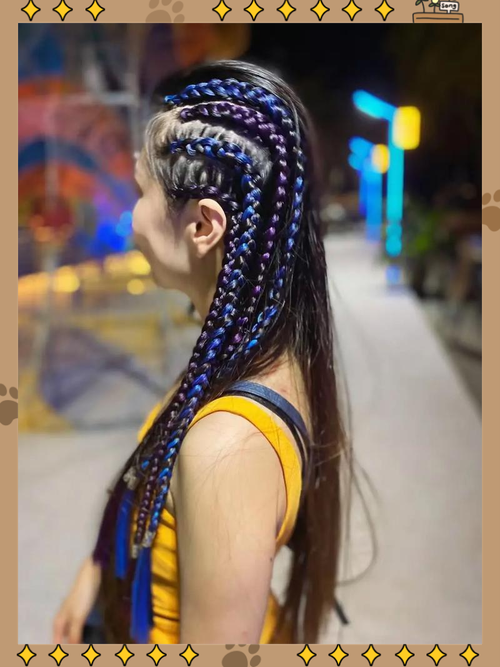 Wow，这很Marc Jacobs！扎脏辫踩高鞋嘻哈狂欢到天明！