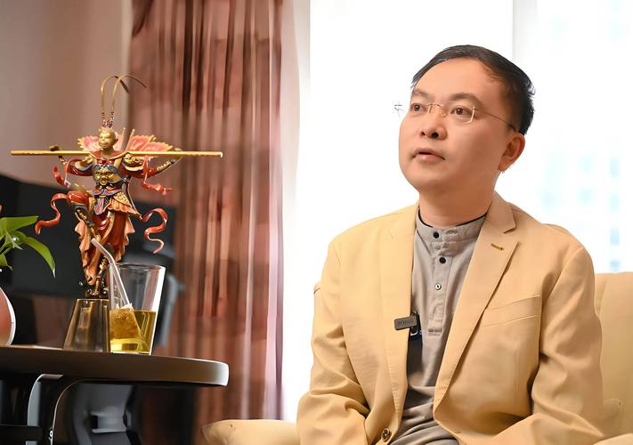 段睿:面对渐冻症,蔡磊是勇者,我是举起盾牌的人