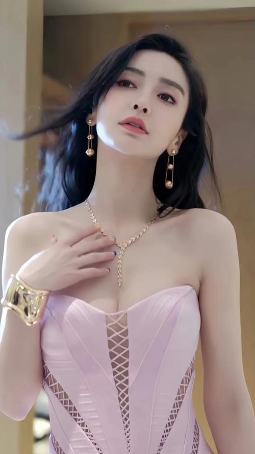 Angelababy真实腰围曝光!好看的腰一定要细得这么夸张吗?