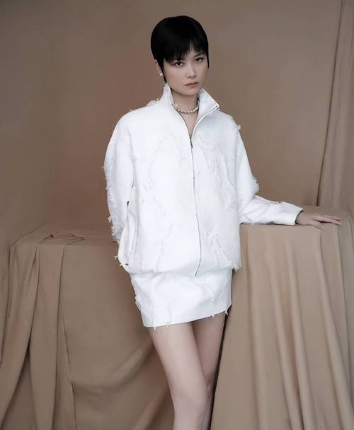 李宇春:时刻记得生命中的命题