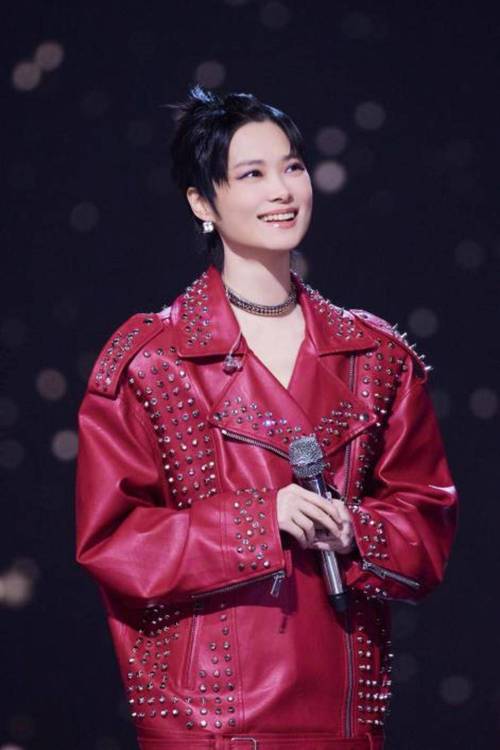 李宇春:川流不息